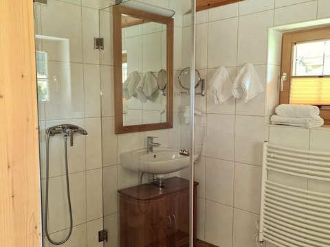 Ferienhaus, Dusche, WC, 1 Schlafraum - Resort Brixen House in Salzburgerland