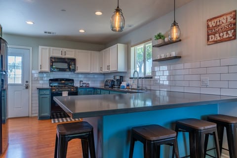 Bar Seating, Clean Modern Updated Design