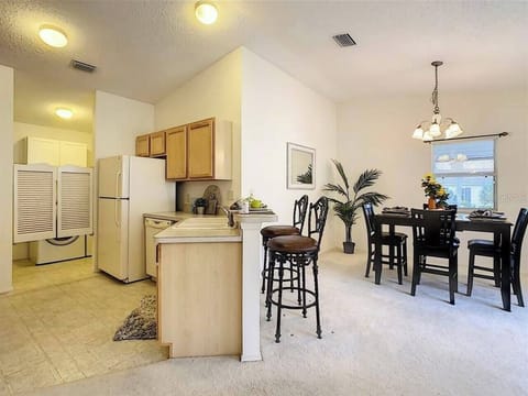 Breakfast Bar and Dining Room 