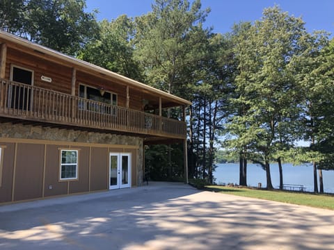 Unwind on Cherokee! Level yard access to the dock and lake. 
