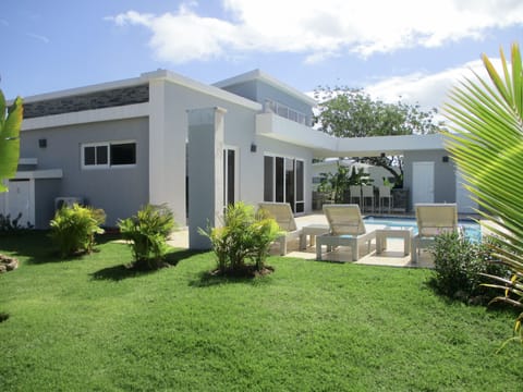 Welcome to✨CASA COCO-PERLA✨Superior 2 Bedroom @ Casa Linda