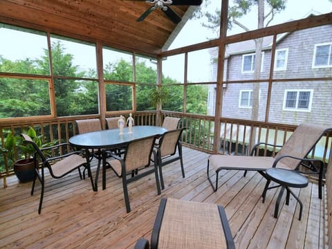 Screened Porch