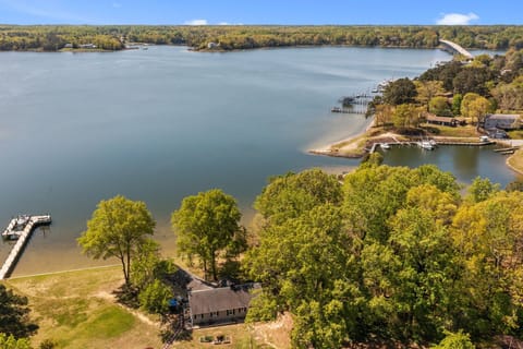 Private lot on the Great Wicomico River