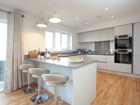 Kitchen | Fox Lodge, Crantock, near Newquay