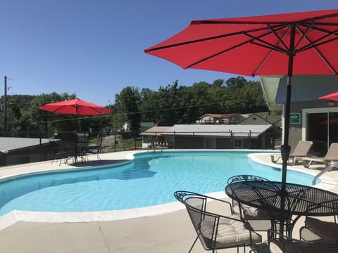 1 of 2 large pools.  This one is 1/2 indoor 1/2 outdoor.