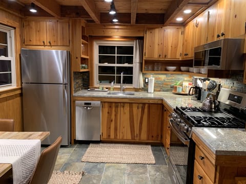 429a11cc-ff56-4e05-9b82-070f467156ce