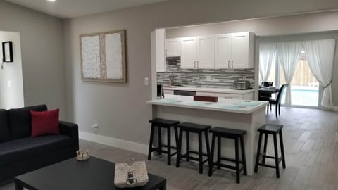 Living-Room 2 - Open View