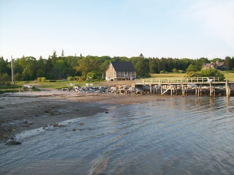 Foster Beach Cottage