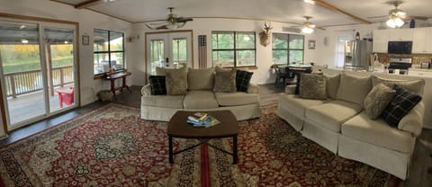 Large open dining, living, & great room