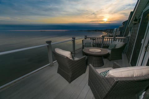 Upper deck located off the rear third-floor bedroom.