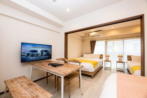 Kitchen + living room (double bed 1) + bedroom (double bed 2)