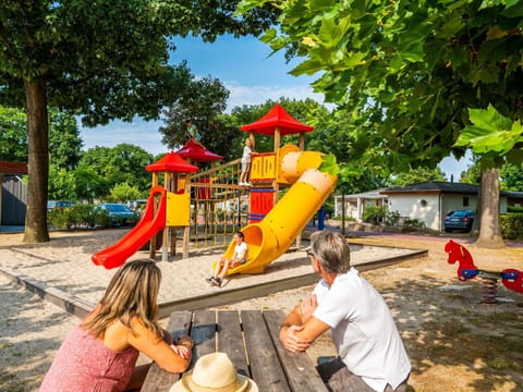 Sky, Cloud, Tree, Plant, Yellow, Chute, Leisure