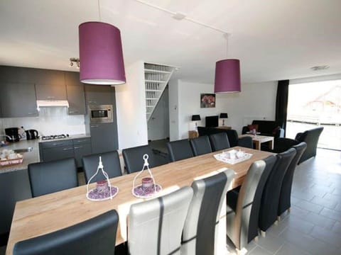 Table, Furniture, Property, Building, Chair, Lighting, Kitchen, Interior Design, Living Room