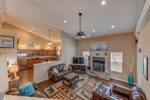 Breeze has a fun layout, with a recessed kitchen and Great Room, and just the right amount of stairs for your comfort.