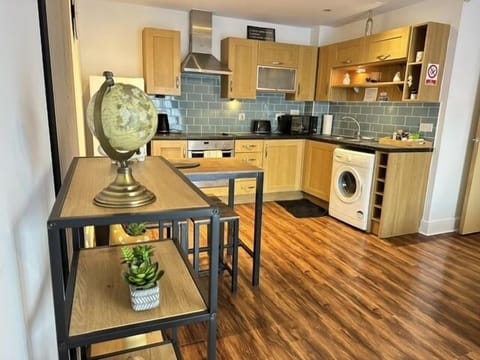 Living Room / Lounge