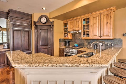 Fully Equipped Kitchen | Toaster | Complimentary Spices