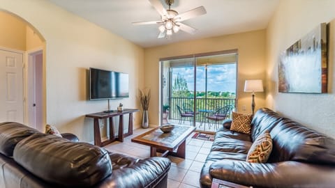 This condo has a total of 3 bedrooms.