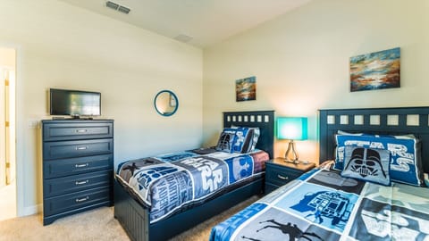 This townhome has a total of 5 bedrooms.