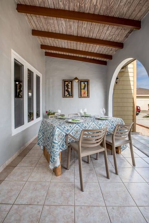 Al Fresco dining