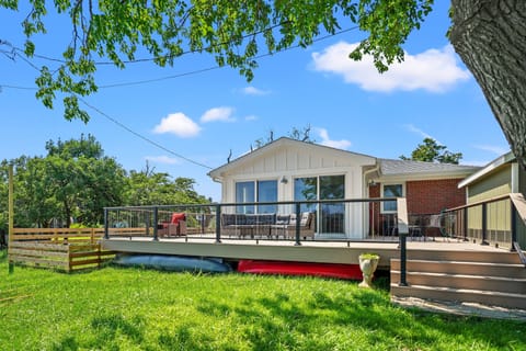 Exterior Rear/ Back Porch