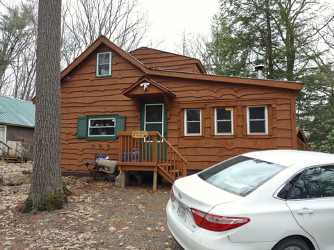welcome to camp sassy 127n shore Rd caroga Lake NY 12032