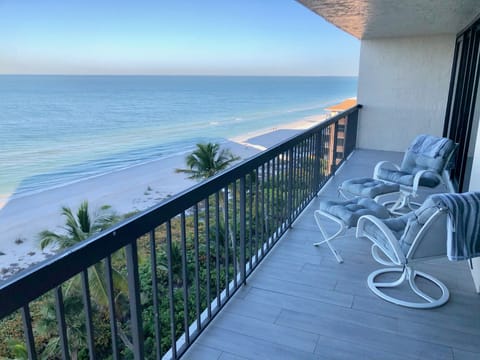 186 sq. ft balcony with unobstructed view of the Gulf of Mexico. 
