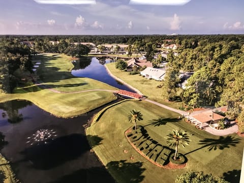 Arial of Foxfire grounds and golf course