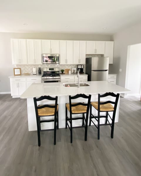 Beautiful brand new kitchen stocked with all the essentials to cook at home 
