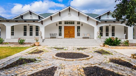 Casa Blanca Main - Front View