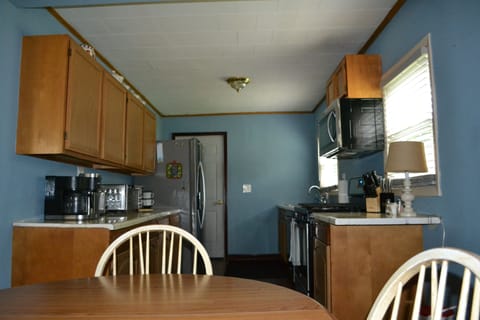 side entry door view from kitchen table