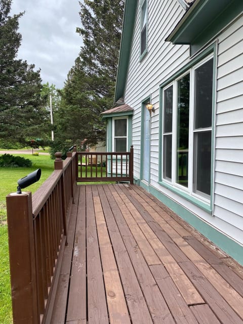 Front deck