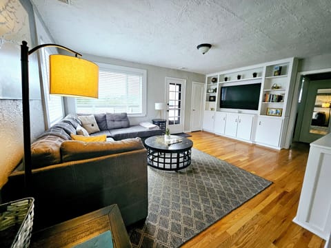 Family Room with Pull-Out couch.