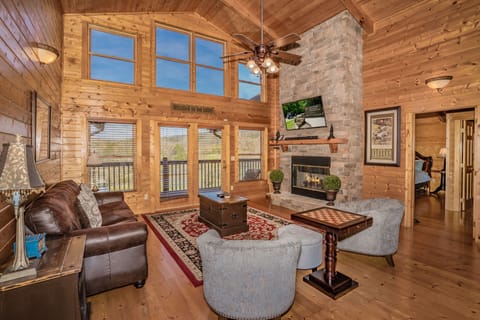 Tuscan Vista Fabulous Living Area
