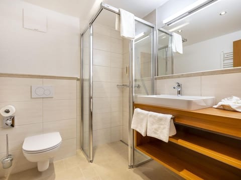 Superior Suite - Hotel & Restaurant Wastlwirt**** House in Carinthia, Austria