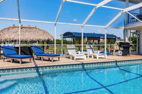 Enjoy a relaxing day soaking up the Florida sun