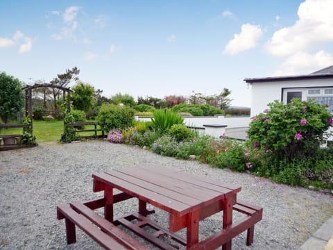 Mountain View Holiday Home near Louisburg, County Mayo