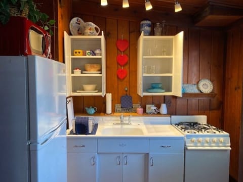 cute little kitchen