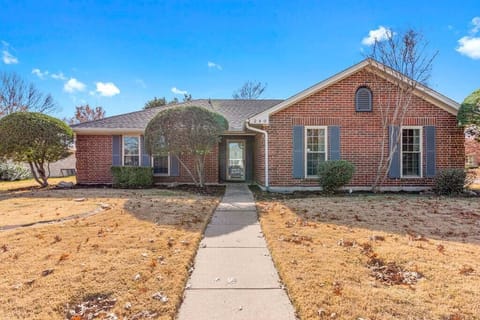 This single story Coppell Home is situated on a corner lot in a quiet neighborhood.
