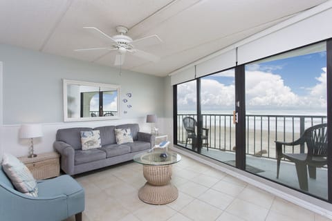 Living Area with amazing ocean views