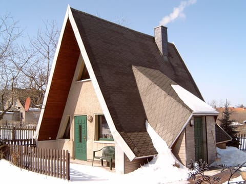 Holiday Home Exterior [winter]