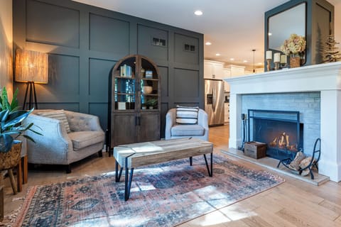 Reading Nook (Fireplace not Operational)