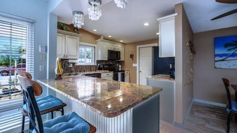 Extra Seating at the Counter