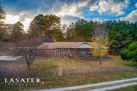 Large Beautiful Newly Decorated and Updated Home sitting on 10 park like acres