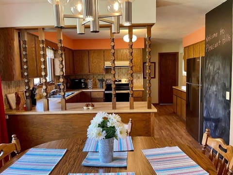 Dining Room with seating for 6