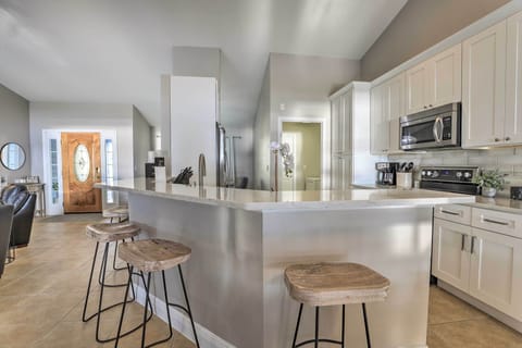 Kitchen | Fully Equipped