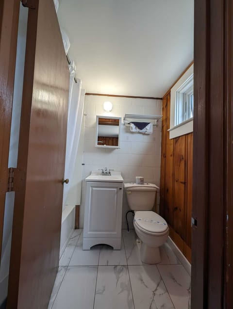 e1cd3036-97c8-4027-b7ce-c9a8cefeea8e