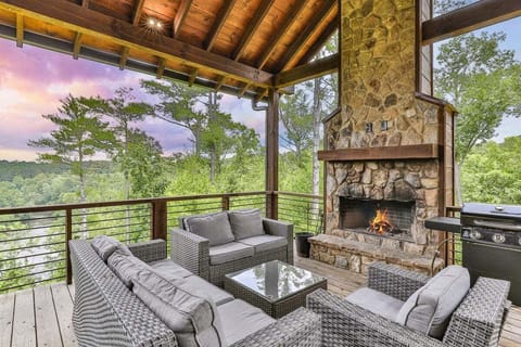 Welcome to Mountain River Lodge!