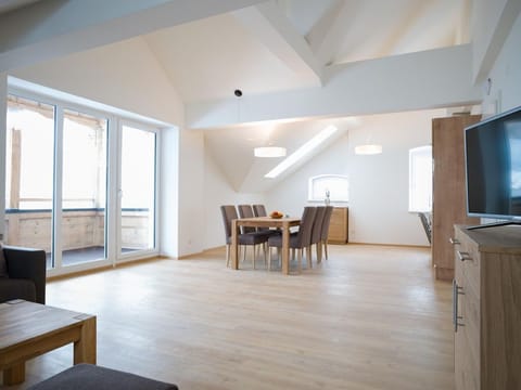 Villa Julia - Penthouse Suite - Villa Julia by we rent Apartment in Zell am See