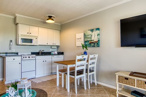 Enjoy a hearty breakfast at the table.