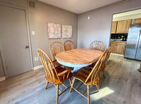 Dining room, seating for 6 + high chair.